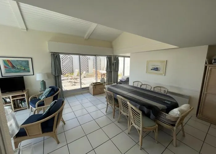 Grand Duplex A Pour 8 Personnes Avec Terrasse Et Parking - Fr-1-494-97 *