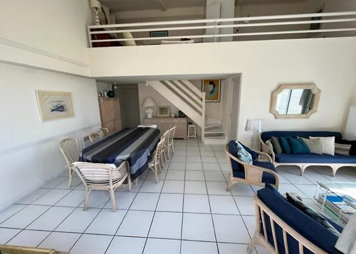 Grand Duplex A Pour 8 Personnes Avec Terrasse Et Parking - Fr-1-494-97 Apartment *