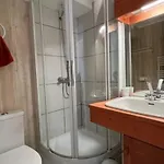Grand Duplex A Pour 8 Personnes Avec Terrasse Et Parking - Fr-1-494-97 *