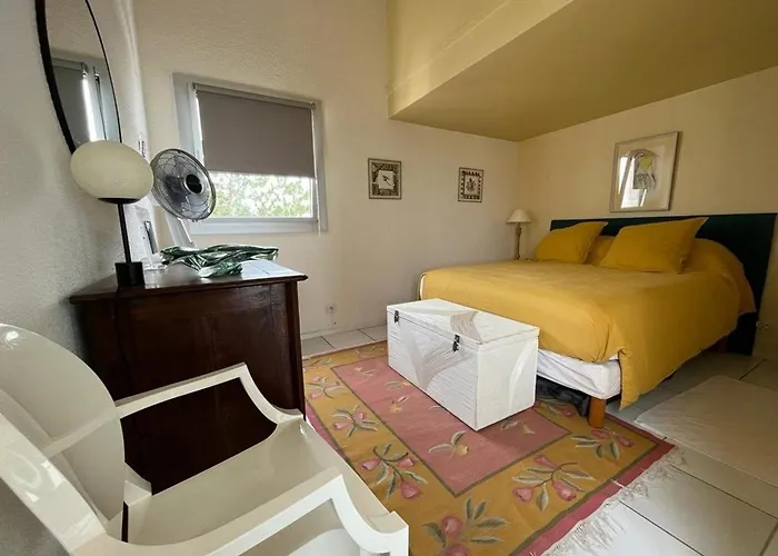 Appartamento Grand Duplex A Pour 8 Personnes Avec Terrasse Et Parking - Fr-1-494-97 Royan